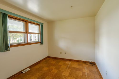 1860 Boston St, Grand Rapids MI 49506-4459 exterior