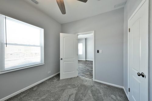 5029 West End Ave, Chicago IL 60644-2156 exterior