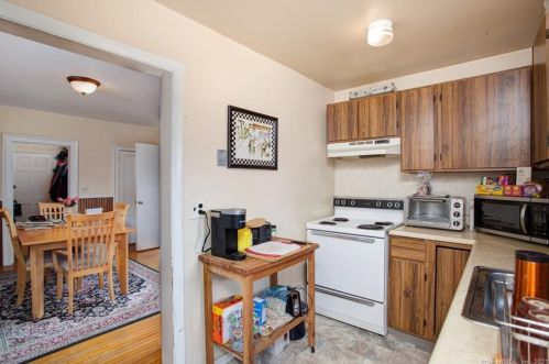 90 Smt St, Manchester CT 06040-4263 exterior