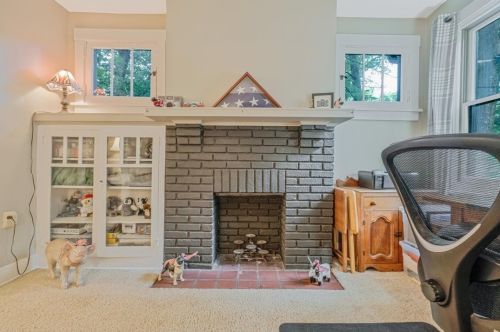 147 Race St, Pittsburgh PA 15208-1424 exterior