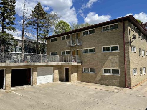 918 Dayton St, Madison WI 53715-1131 exterior