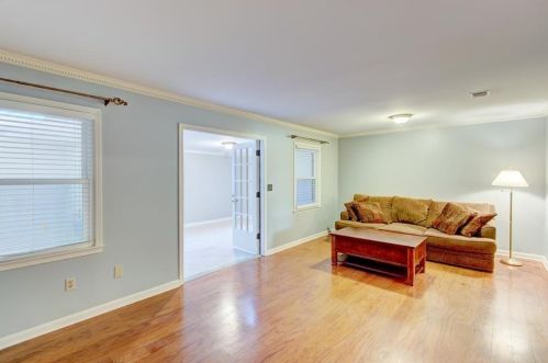 1655 Executive Park Ln, Atlanta GA 30329-3129 exterior