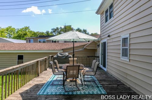 183 Muskegon St, Cedar Springs MI 49319-9594 exterior