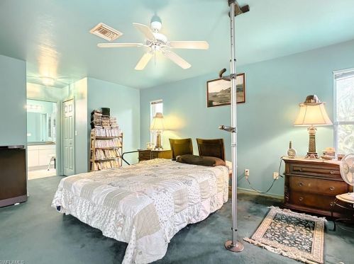 270 18 St, Naples FL 34117-9453 exterior