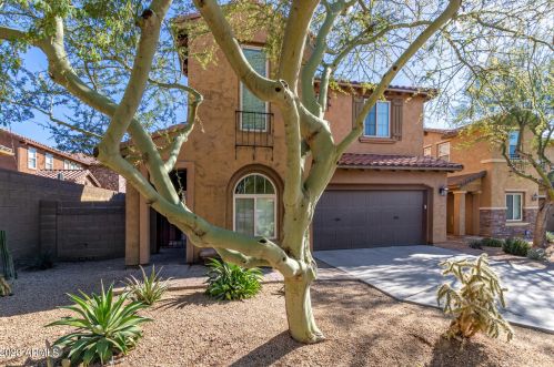 21713 38th Way, Phoenix AZ  85050-4923 exterior