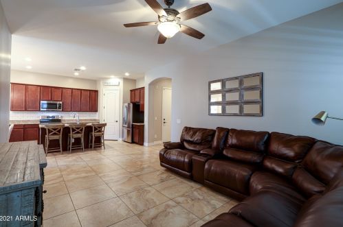 2913 Ebony Dr, Chandler AZ 85286 exterior