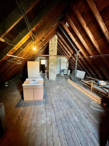 2028 30th St, Milwaukee WI  53215-2132 exterior