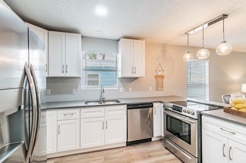 1808 22nd Ave, Tampa FL 33605-1918 exterior