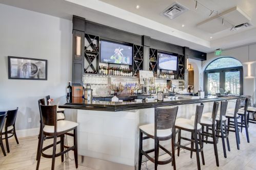 17830 Monte Vista Dr, Boca Raton FL  33496-1054 exterior