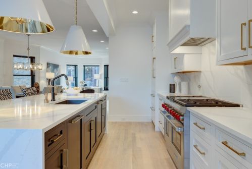 2637 Mozart St, Chicago IL  60647-1739 exterior