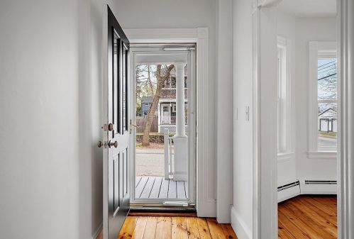 41 Harold St, North Andover, MA 01845-3410