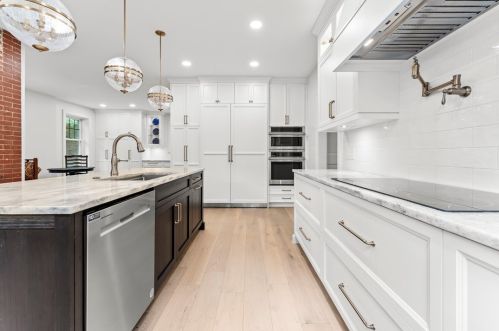 5325 Wilkins Ave, Pittsburgh PA  15217-1022 exterior