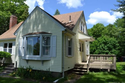 491 Gardner St, Manchester CT  06040-6604 exterior