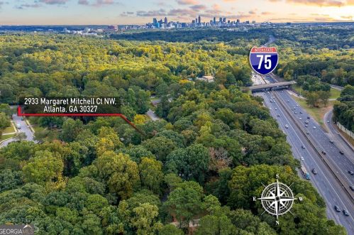 2933 Margaret Mitchell Ct, Atlanta GA 30327-1614 exterior