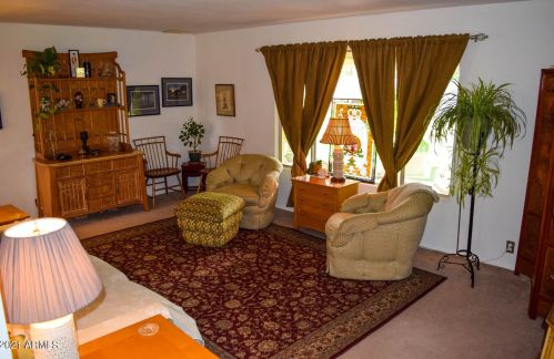 7543 18 Ave, Phoenix AZ 85021-7909 exterior