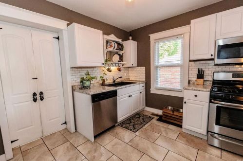 8511 Richard Ave, Saint Louis MO 63132-2806 exterior