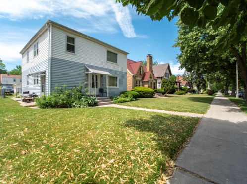 3907 36th St, Milwaukee, WI 53216-2508