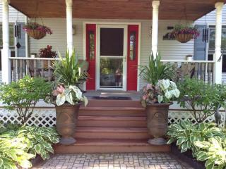 17 Elephant Rock Rd, Seabrook, NH 03874-5002