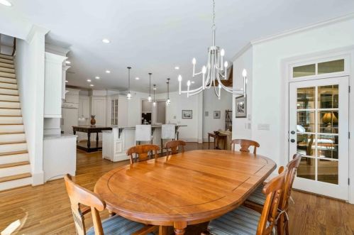 4968 Long Is Dr, Atlanta GA 30327-4904 exterior