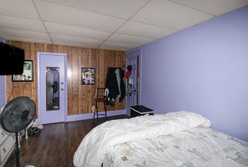 1261 36, Milwaukee WI 53215-1437 exterior