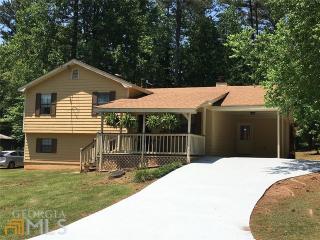 727 Regina Ct, Lawrenceville, GA 30043-4222