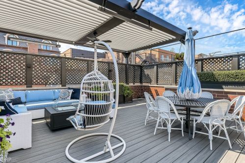 2734 Magnolia Ave, Chicago IL 60660-1909 exterior