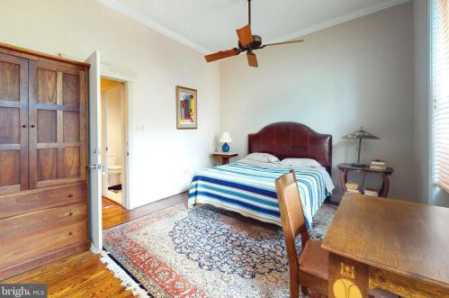 2319 Delancey Pl, Philadelphia PA 19103-6406 exterior