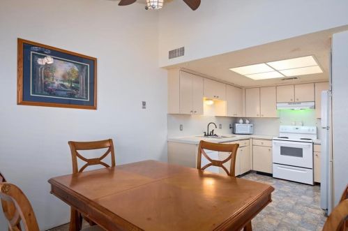 7241 Coronado Cir, Austin TX 78752-2008 exterior