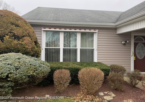 5 Appleby Pl, Lakehurst NJ  08759-6731 exterior