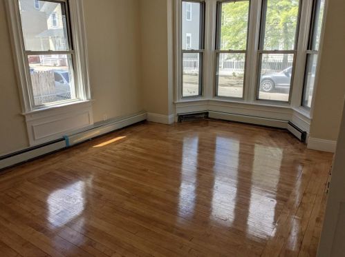 2 Pemberton St, Providence, RI 02908-4426