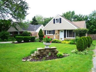 416 Melrose Ave, Hillside, IL 60162-1337