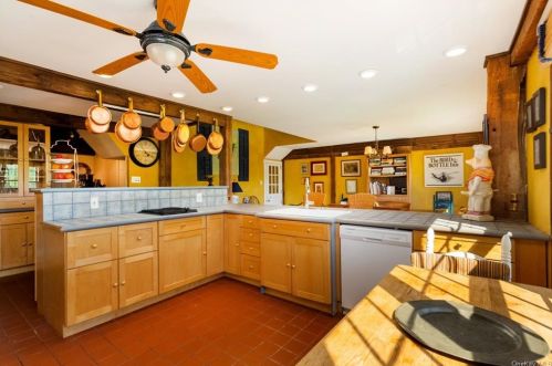 626 Br Rd, Patterson NY 12563-2180 exterior