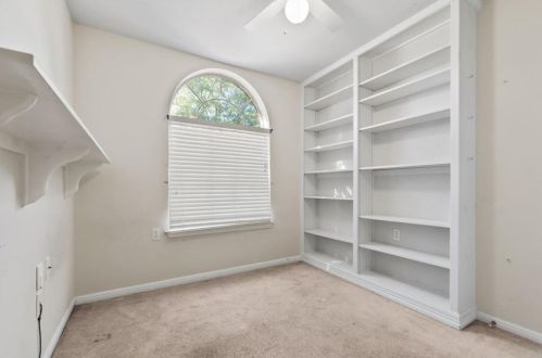 612 Colonial Park Blvd, Austin TX 78745-1790 exterior