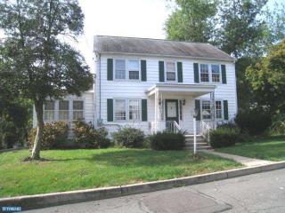 19 Mount Ave, Trenton, NJ 08620-2931