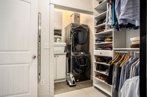 7180 Inverness Dr, Kalamazoo MI 49009-3935 exterior