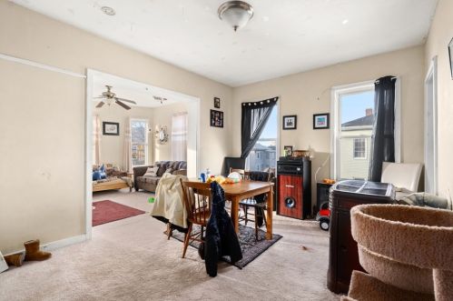 15 Perry Ave, Worcester MA 01610-2019 exterior