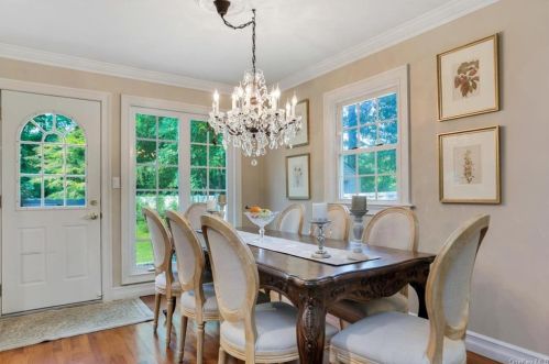 29 Maryland Ave, Armonk NY  10504-2030 exterior