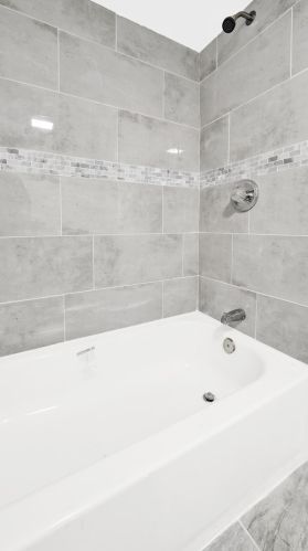 5820 Campbell Ave, Chicago IL 60659-5011 exterior