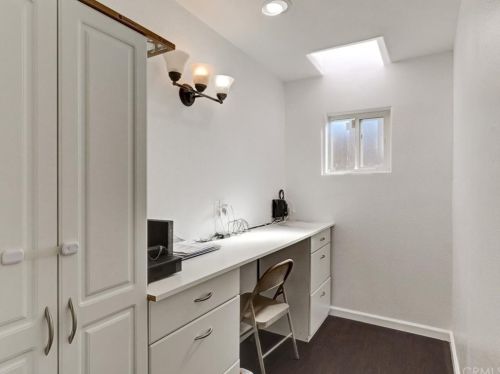 24 A St, Perris CA 92570-1962 exterior