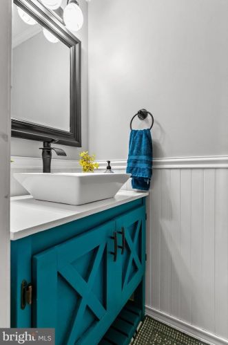 11 Kimberly Dr, Runnemede NJ 08078-2104 exterior