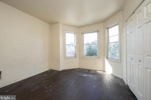 1302 Park Blvd, Camden NJ 08103-2756 exterior