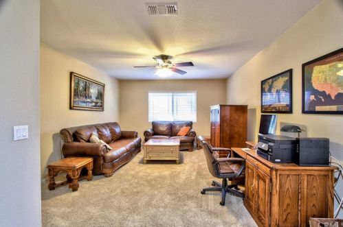 31929 Avenida Enrique, Temecula CA 92591-2145 exterior