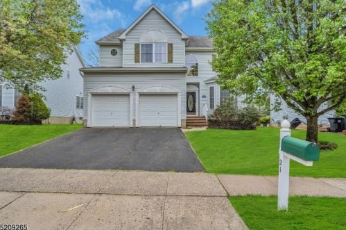 21 Murphy Dr, Bridgewater, NJ 08807-5683