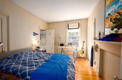 22 Cushing St, Providence RI 02906-2228 exterior