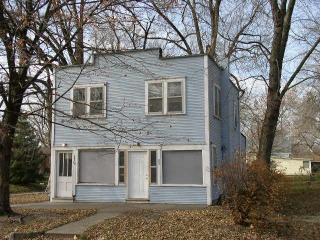 603 3rd St, Lawrence KS  66044-1415 exterior