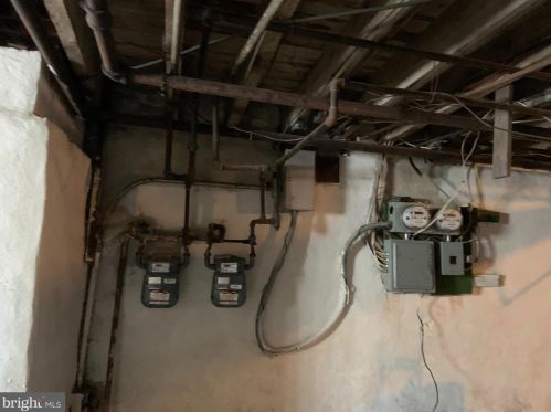 114 49 St, Philadelphia PA 19143-4411 exterior