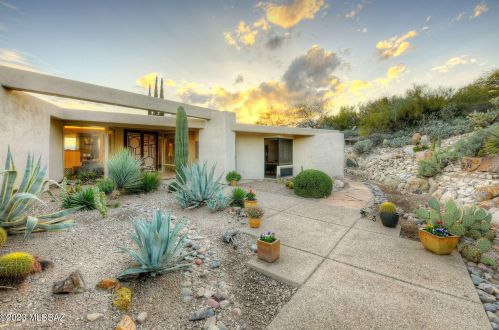 6141 Camino Almonte, Tucson, AZ 85718-3729