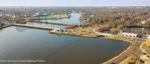 410 Euclid Ave, Red Bank NJ 07711 exterior