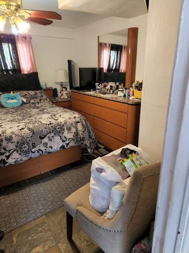 56 Jamaica Ave, Valley Stream NY 11580-6314 exterior