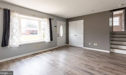 136 Dunsinane Dr, New Castle, DE 19720-2365